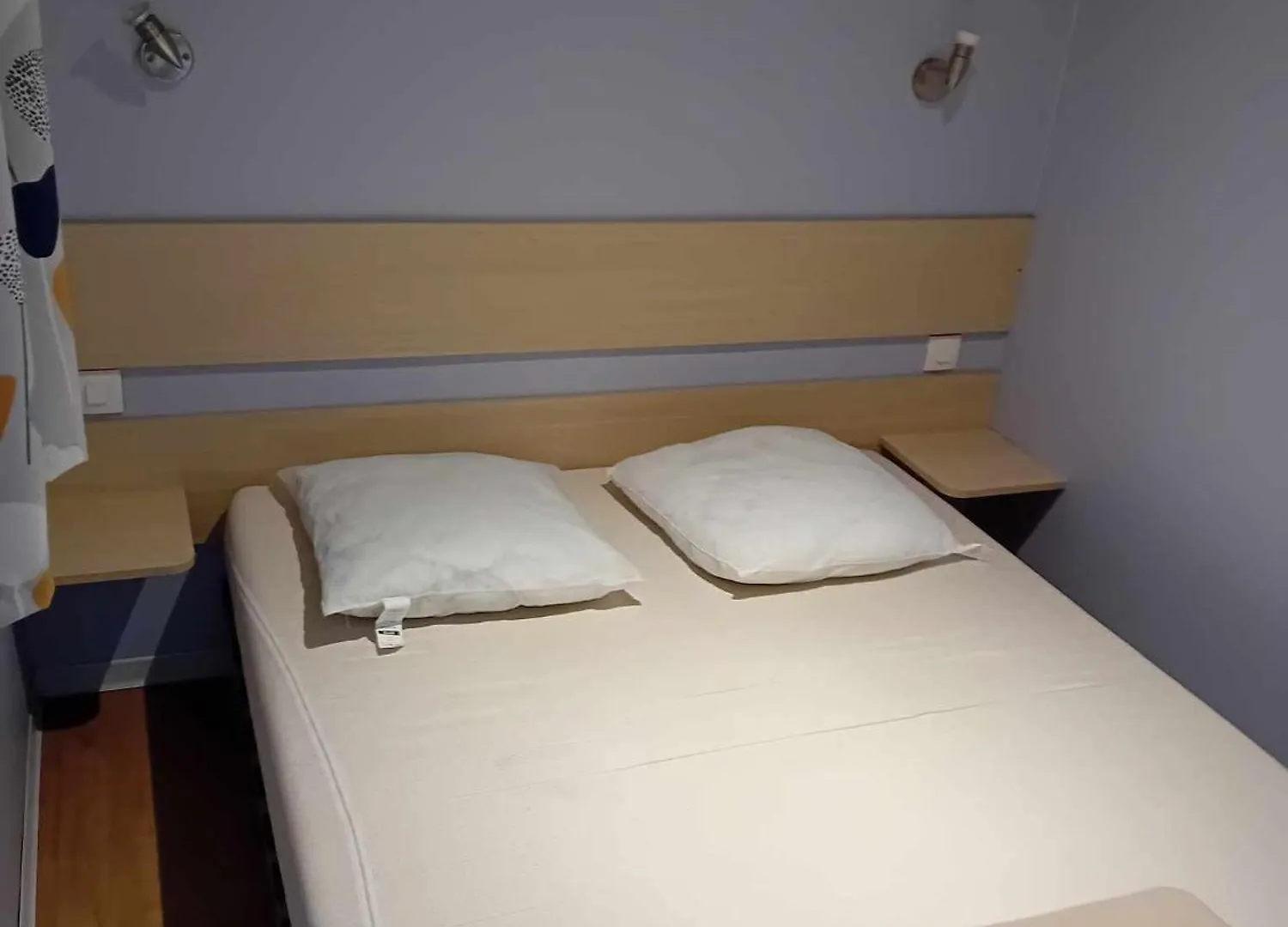 אתר קמפינג Nages Mobilhome 5 Couchages